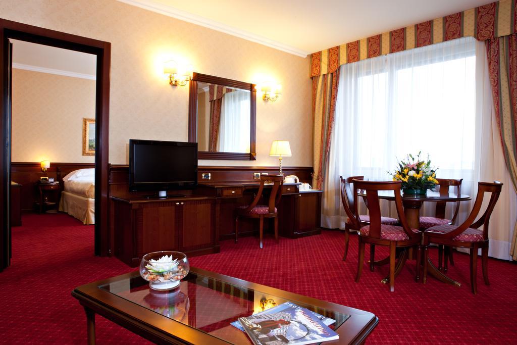 Atahotel Executive Milánó Szoba fotó