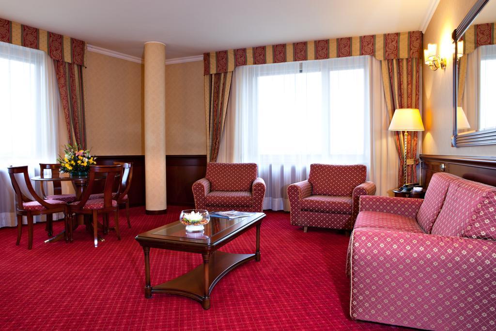 Atahotel Executive Milánó Szoba fotó