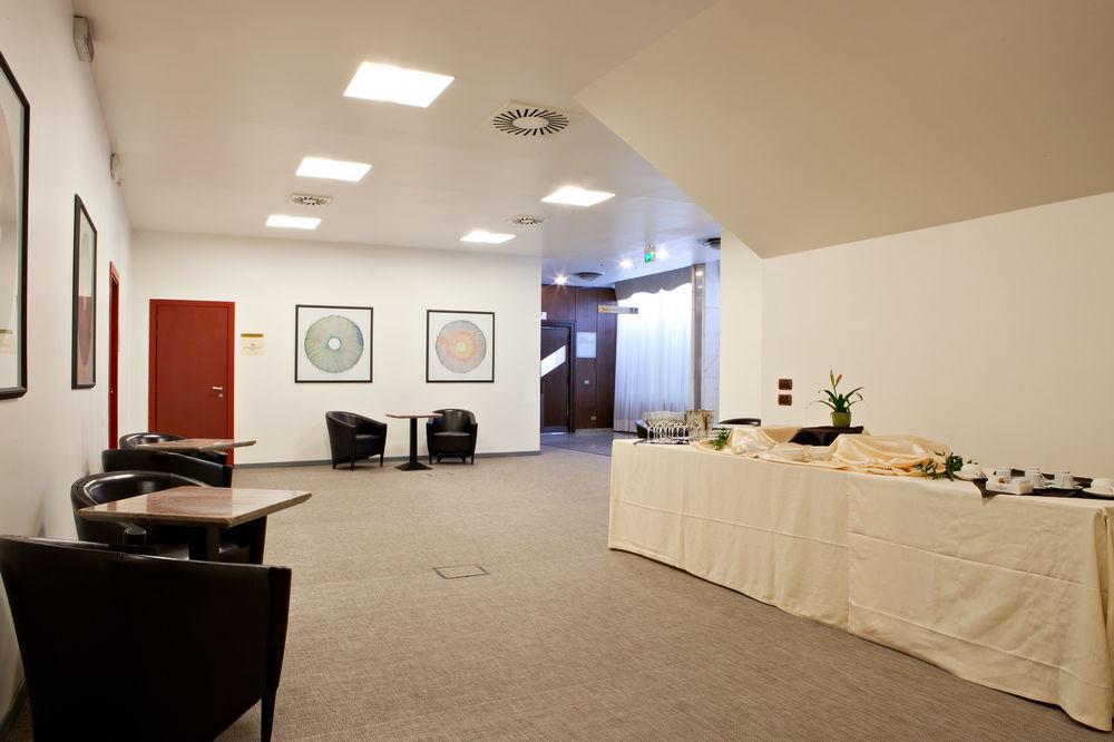 Atahotel Executive Milánó Kültér fotó
